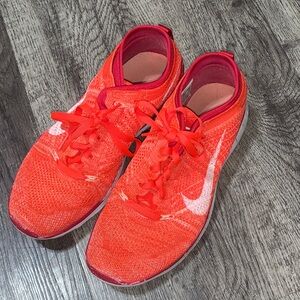 Nike Free Tr Flyknit Women’s size 7 - As seen on Taylor Swift